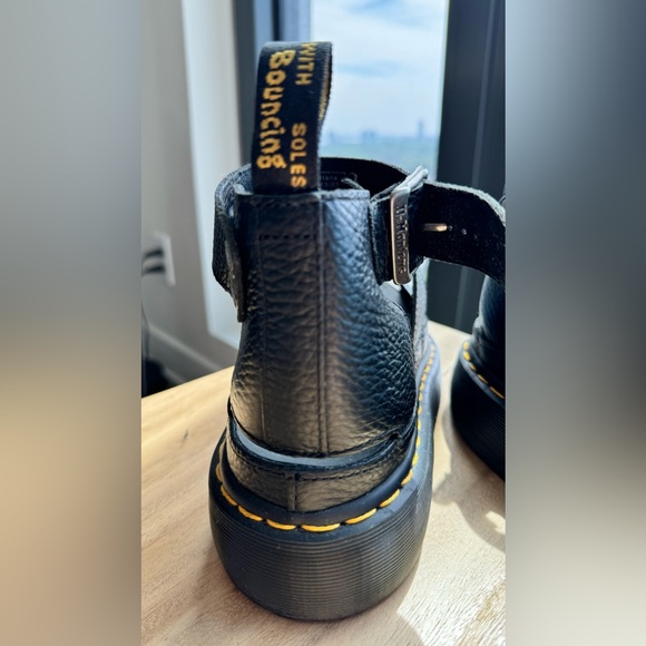 Dr. MARTENS SANDAL - Picture 11 of 11